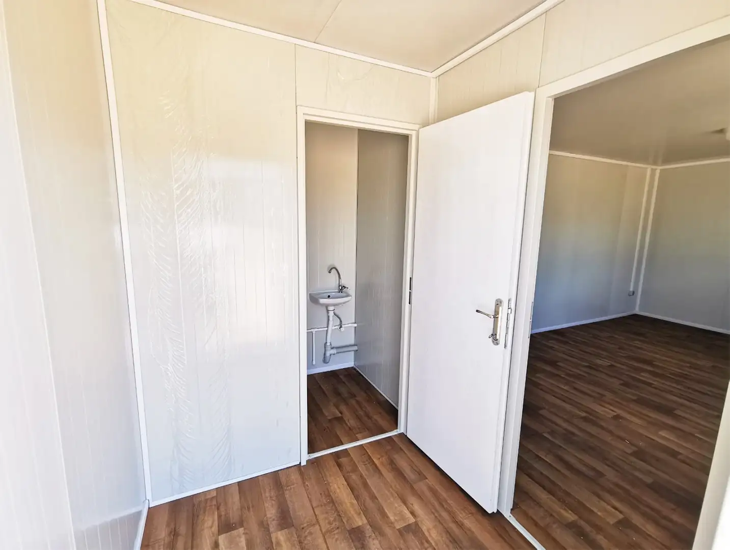 Contenedor de Oficina 240 × 700