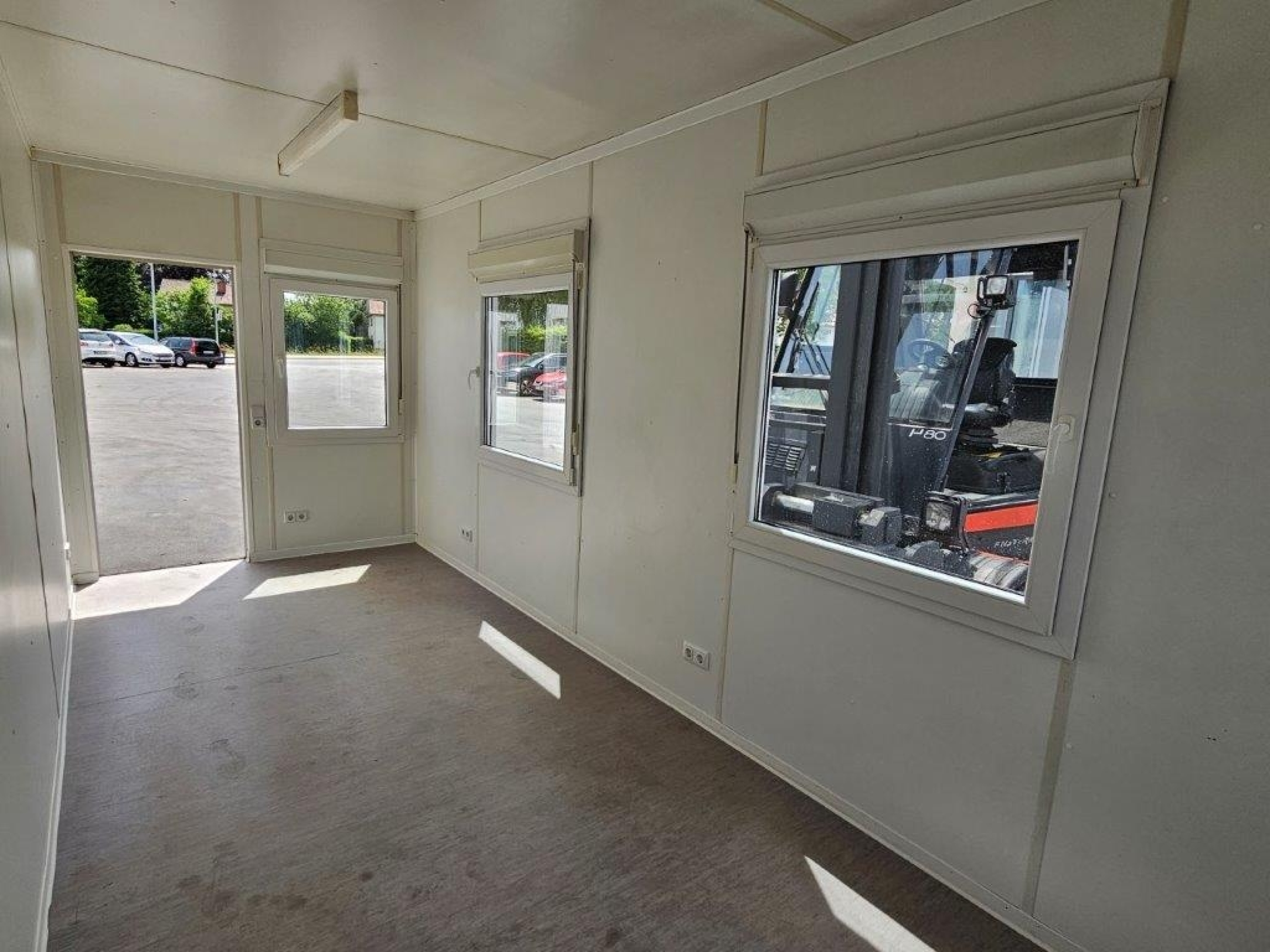 Contenedor residencial / oficina 20' 