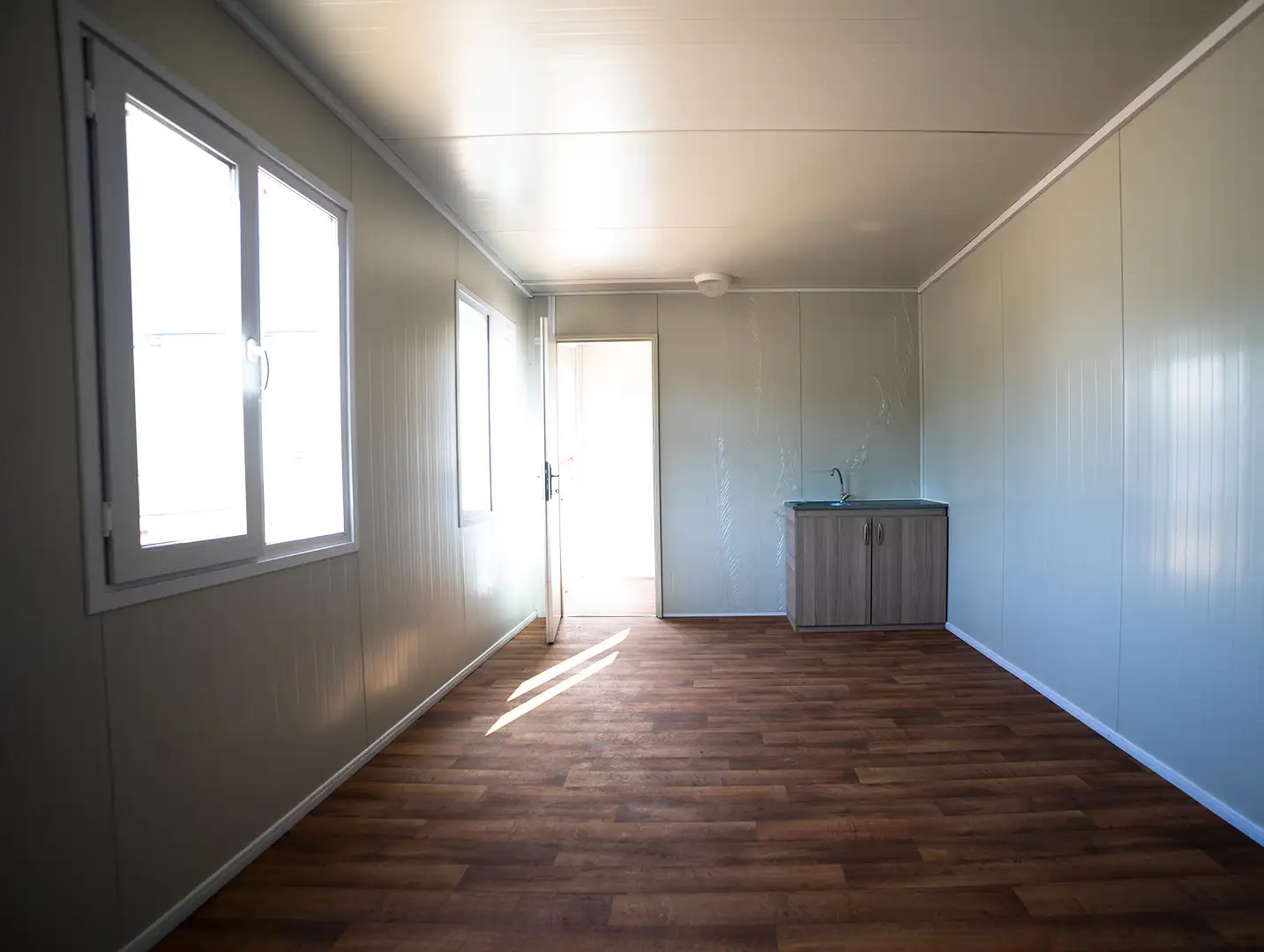 Contenedor de Oficina 240 × 700