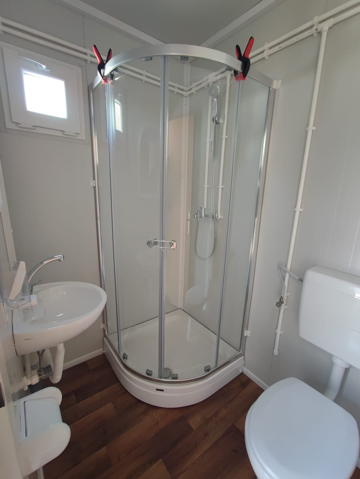 Contenedor de Oficina 240 × 700