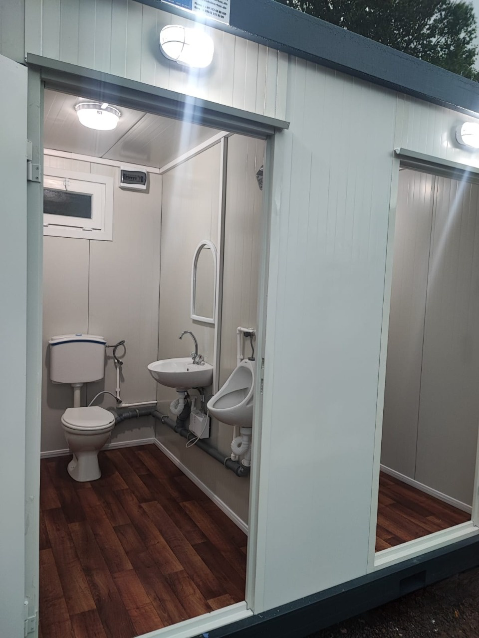 Contenedor Sanitario Doble Cabina – 20 Pies