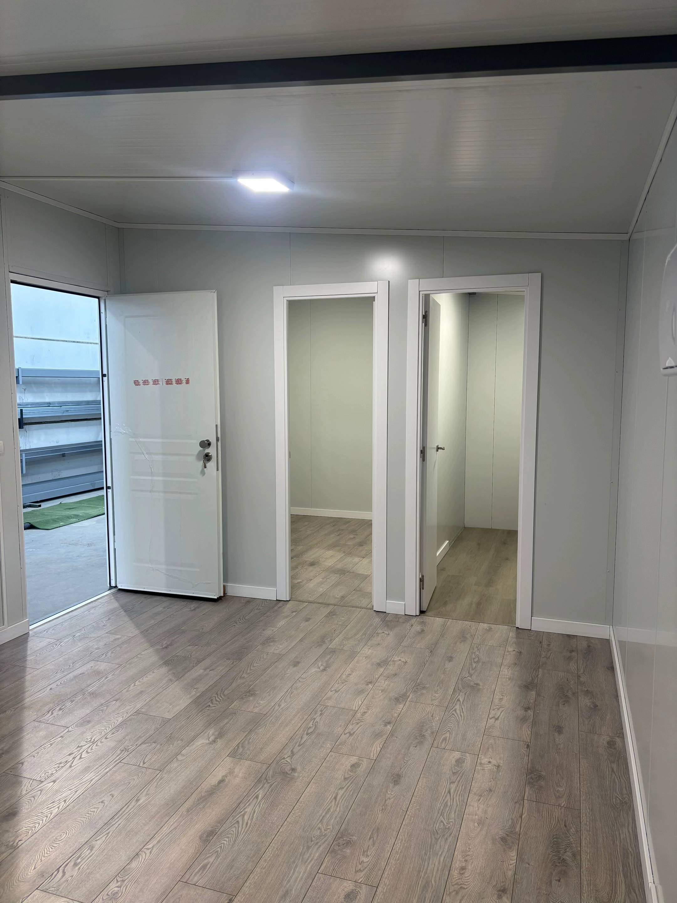 CONTENEDOR AJUSTADO DE 35 M² 